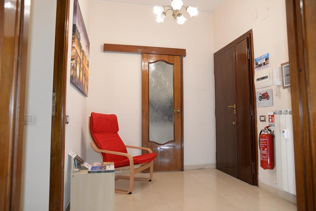 Emilio'S Home Рим Екстериор снимка